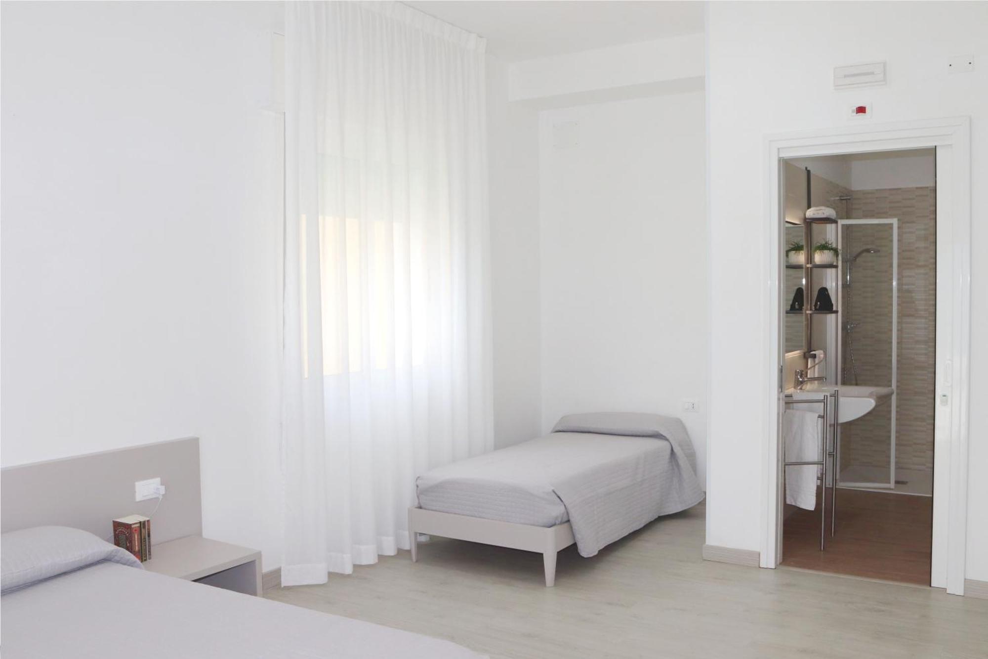 Hotel Serena 3*