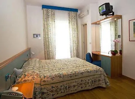 Serena Hotel 3*